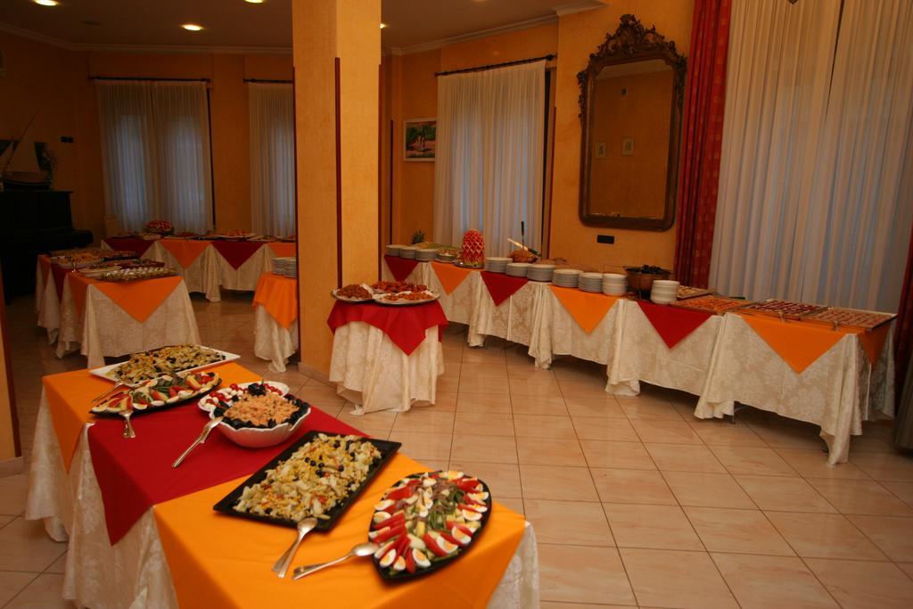Hotel Nuovo Suisse Alassio Eksteriør billede