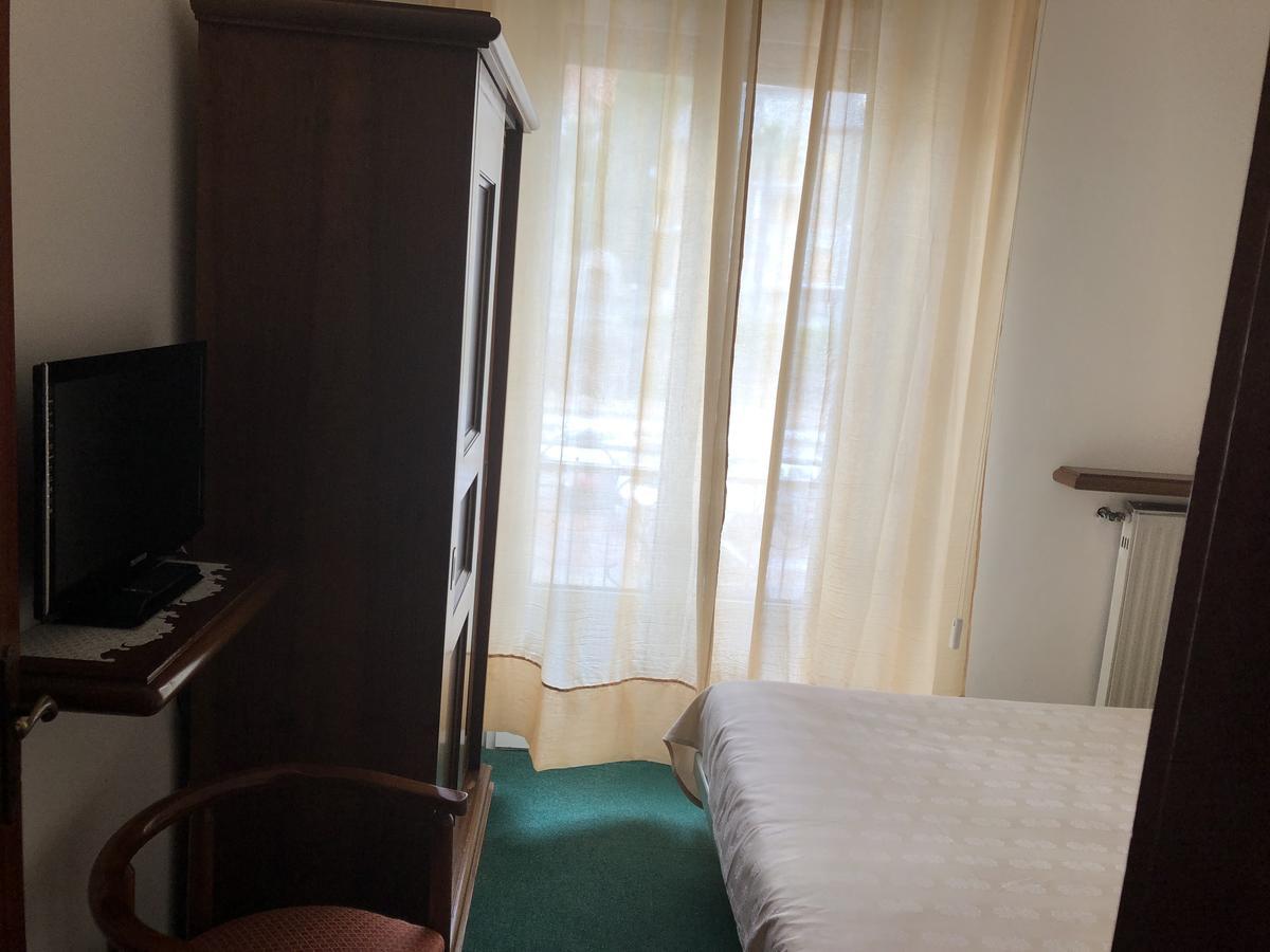 Hotel Nuovo Suisse Alassio Eksteriør billede
