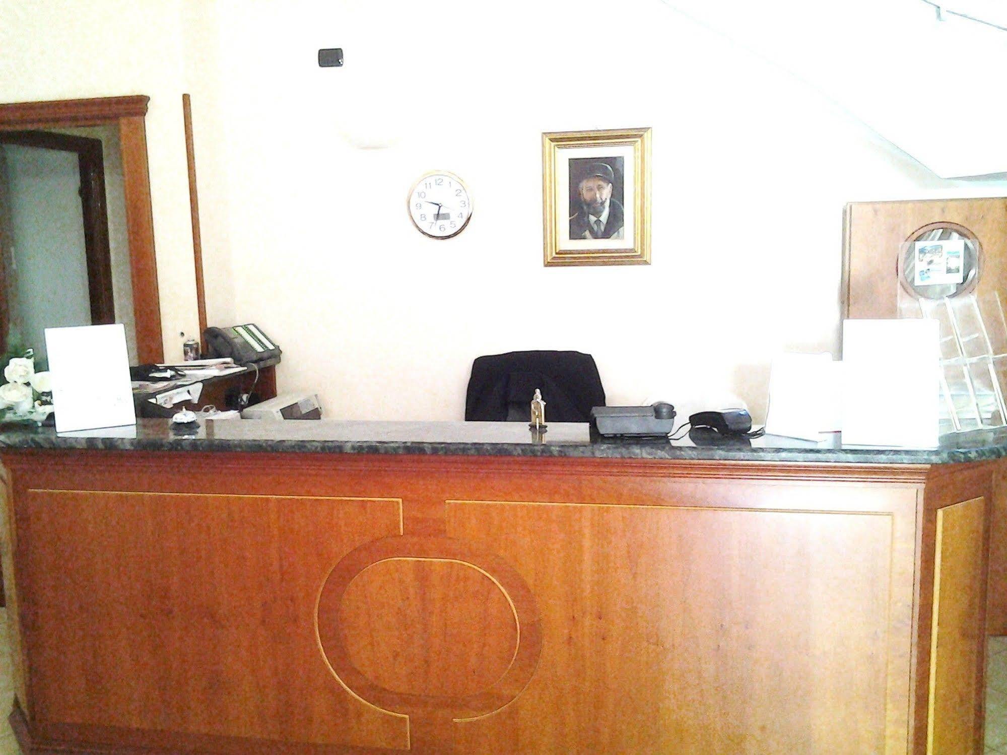 Hotel Nuovo Suisse Alassio Eksteriør billede